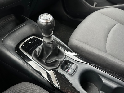 Toyota Corolla 1.5 125 Sedan 92 kW (125 CV) 14 Toyota Corolla 1.5 125 Sedan 92 kW (125 CV) 14