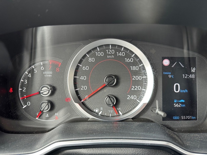 Toyota Corolla 1.5 125 Sedan 92 kW (125 CV) Vehículo usado en Madrid Toyota Corolla 1.5 125 Sedan 92 kW (125 CV) Vehículo usado en Madrid