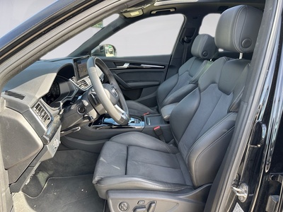 Audi Q5 TFSIe Black Line 55 TFSIe quattro 270 kW (367 CV) S tronic 11 Audi Q5 TFSIe Black Line 55 TFSIe quattro 270 kW (367 CV) S tronic 11