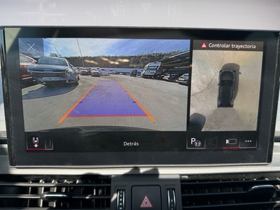 Audi Q5 TFSIe Black Line 55 TFSIe quattro 270 kW (367 CV) S tronic 15 Audi Q5 TFSIe Black Line 55 TFSIe quattro 270 kW (367 CV) S tronic 15