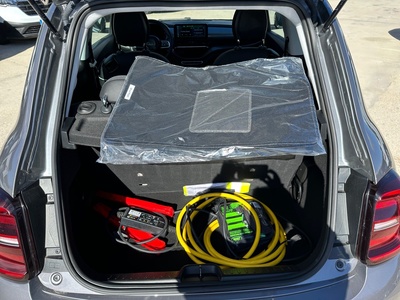 Fiat 500 Electrico Monotrim 3+1 320km 87 kW (118 CV) 6 Fiat 500 Electrico Monotrim 3+1 320km 87 kW (118 CV) 6