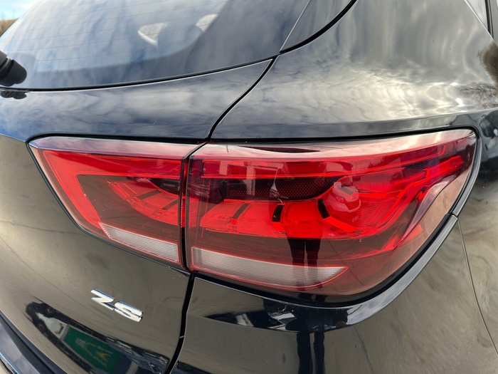 MG ZS 1.5 Comfort 78 kW (106 CV) Vehículo usado en Madrid MG ZS 1.5 Comfort 78 kW (106 CV) Vehículo usado en Madrid