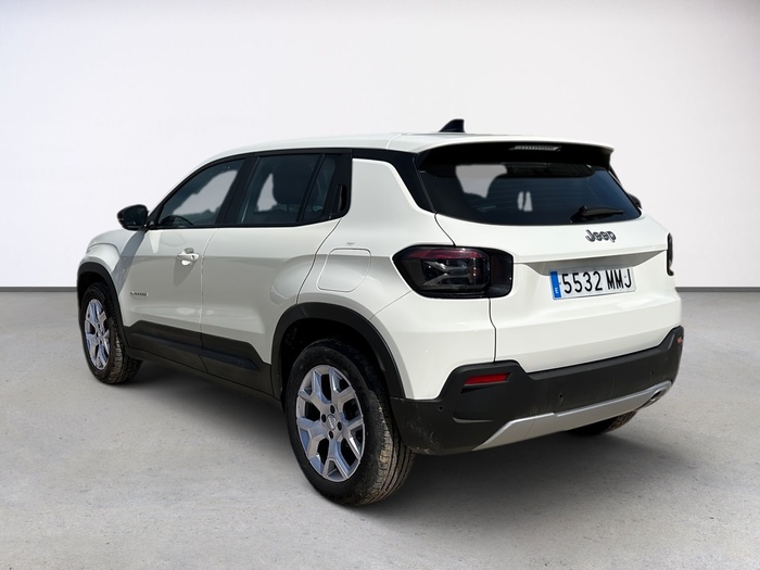 Jeep Avenger 1.2 G Avenger 74 kW (100 CV) Vehículo usado en Madrid Jeep Avenger 1.2 G Avenger 74 kW (100 CV) Vehículo usado en Madrid