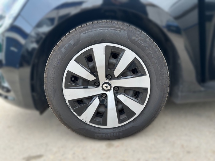 Renault Clio Equilibre TCe 66 kW (90 CV) Vehículo usado en Madrid Renault Clio Equilibre TCe 66 kW (90 CV) Vehículo usado en Madrid