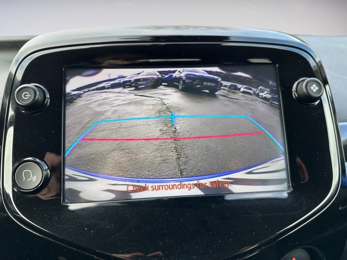 Peugeot 108 1.0 VTi Collection 53 kW (72 CV) Vehículo usado en Madrid Peugeot 108 1.0 VTi Collection 53 kW (72 CV) Vehículo usado en Madrid