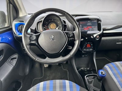 Peugeot 108 1.0 VTi Collection 53 kW (72 CV) 9 Peugeot 108 1.0 VTi Collection 53 kW (72 CV) 9