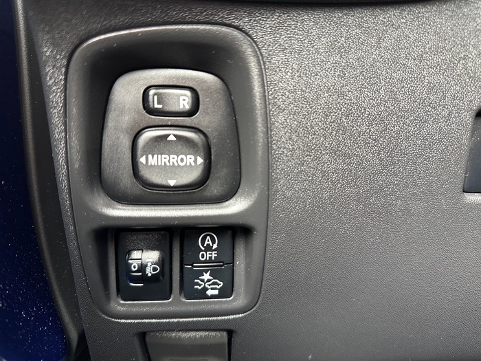 Peugeot 108 1.0 VTi Collection 53 kW (72 CV) Vehículo usado en Madrid Peugeot 108 1.0 VTi Collection 53 kW (72 CV) Vehículo usado en Madrid