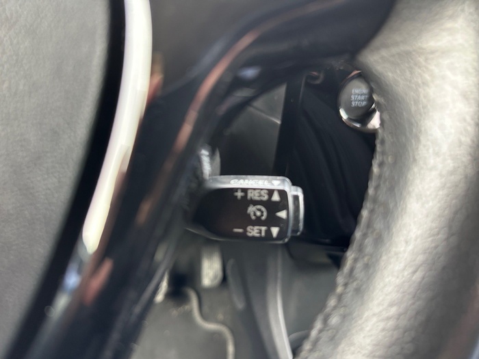 Peugeot 108 1.0 VTi Collection 53 kW (72 CV) Vehículo usado en Madrid Peugeot 108 1.0 VTi Collection 53 kW (72 CV) Vehículo usado en Madrid