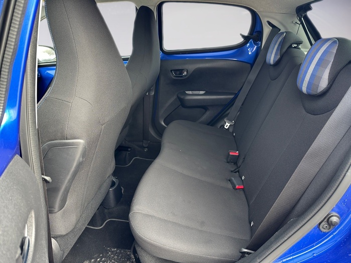 Peugeot 108 1.0 VTi Collection 53 kW (72 CV) Vehículo usado en Madrid Peugeot 108 1.0 VTi Collection 53 kW (72 CV) Vehículo usado en Madrid