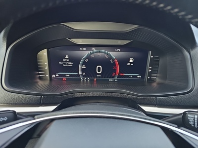 Skoda Karoq 1.0 TSI Ambition 81 kW (110 CV) 10 Skoda Karoq 1.0 TSI Ambition 81 kW (110 CV) 10