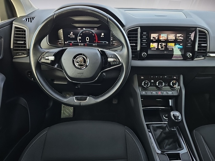 Skoda Karoq 1.0 TSI Ambition 81 kW (110 CV) Vehículo usado en Madrid Skoda Karoq 1.0 TSI Ambition 81 kW (110 CV) Vehículo usado en Madrid