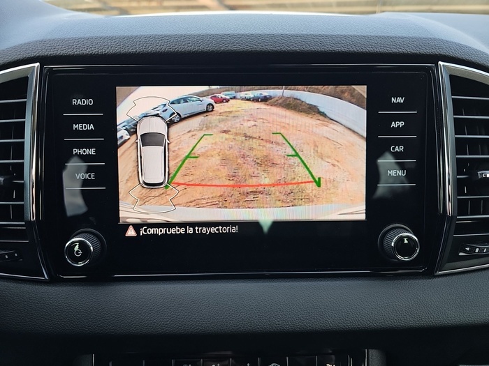 Skoda Karoq 1.0 TSI Ambition 81 kW (110 CV) Vehículo usado en Madrid Skoda Karoq 1.0 TSI Ambition 81 kW (110 CV) Vehículo usado en Madrid