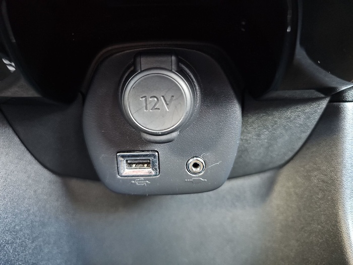 Peugeot 108 1.0 VTi Active 53 kW (72 CV) Vehículo usado en Madrid Peugeot 108 1.0 VTi Active 53 kW (72 CV) Vehículo usado en Madrid