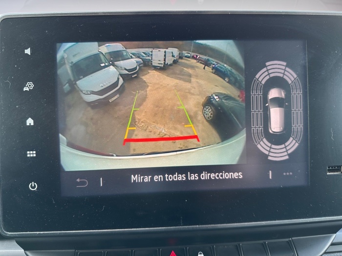 Renault Trafic Furgon Furgon L1H1 Blue dCi 81 kW (110 CV) Vehículo usado en Madrid Renault Trafic Furgon Furgon L1H1 Blue dCi 81 kW (110 CV) Vehículo usado en Madrid