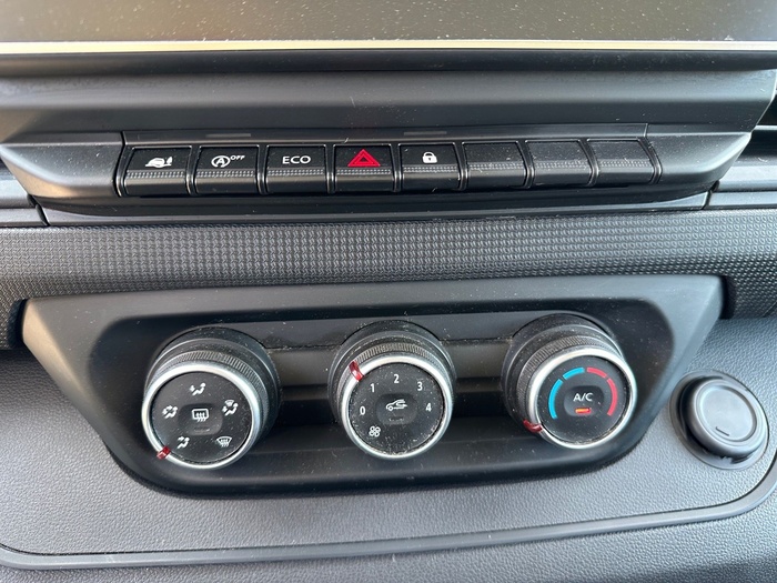 Renault Trafic Furgon Furgon L1H1 Blue dCi 81 kW (110 CV) Vehículo usado en Madrid Renault Trafic Furgon Furgon L1H1 Blue dCi 81 kW (110 CV) Vehículo usado en Madrid