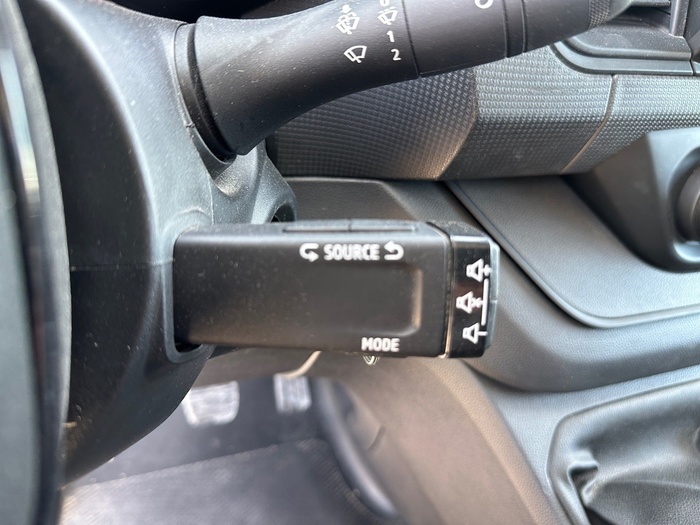 Renault Trafic Furgon Furgon L1H1 Blue dCi 81 kW (110 CV) Vehículo usado en Madrid Renault Trafic Furgon Furgon L1H1 Blue dCi 81 kW (110 CV) Vehículo usado en Madrid