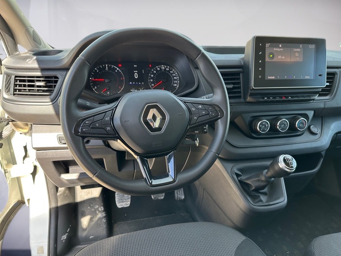 Renault Trafic Furgon Furgon L1H1 Blue dCi 81 kW (110 CV) Vehículo usado en Madrid Renault Trafic Furgon Furgon L1H1 Blue dCi 81 kW (110 CV) Vehículo usado en Madrid