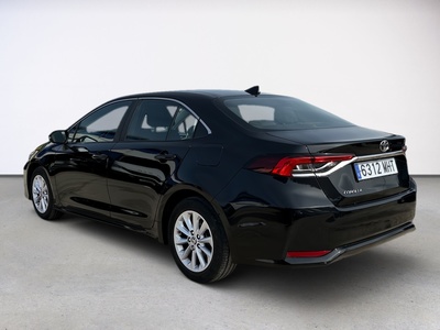 Toyota Corolla 1.5 Sedan 92 kW (125 CV) 7 Toyota Corolla 1.5 Sedan 92 kW (125 CV) 7