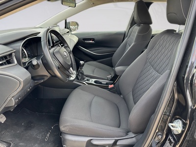 Toyota Corolla 1.5 Sedan 92 kW (125 CV) 11 Toyota Corolla 1.5 Sedan 92 kW (125 CV) 11