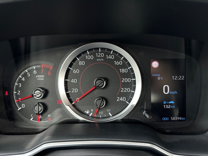 Toyota Corolla 1.5 Sedan 92 kW (125 CV) Vehículo usado en Madrid Toyota Corolla 1.5 Sedan 92 kW (125 CV) Vehículo usado en Madrid