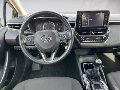 Toyota Corolla 1.5 Sedan 92 kW (125 CV) 9 Toyota Corolla 1.5 Sedan 92 kW (125 CV) 9