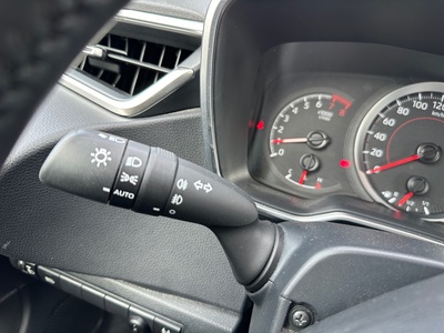 Toyota Corolla 1.5 Sedan 92 kW (125 CV) 20 Toyota Corolla 1.5 Sedan 92 kW (125 CV) 20