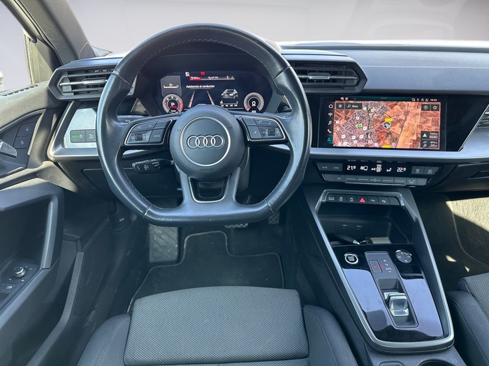 Audi A3 Sportback S line 35 TDI 110 kW (150 CV) S tronic Vehículo usado en Madrid Audi A3 Sportback S line 35 TDI 110 kW (150 CV) S tronic Vehículo usado en Madrid