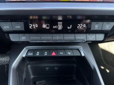 Audi A3 Sportback S line 35 TDI 110 kW (150 CV) S tronic 19 Audi A3 Sportback S line 35 TDI 110 kW (150 CV) S tronic 19