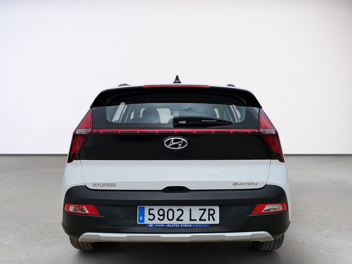 Hyundai Bayon 1.2 MPI Maxx 62 kW (84 CV) Vehículo usado en Madrid Hyundai Bayon 1.2 MPI Maxx 62 kW (84 CV) Vehículo usado en Madrid