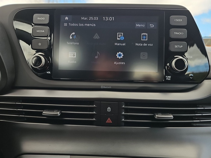 Hyundai Bayon 1.2 MPI Maxx 62 kW (84 CV) Vehículo usado en Madrid Hyundai Bayon 1.2 MPI Maxx 62 kW (84 CV) Vehículo usado en Madrid