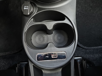 Fiat 500 1.0 Hybrid Cult 51 kW (70 CV) 19 Fiat 500 1.0 Hybrid Cult 51 kW (70 CV) 19