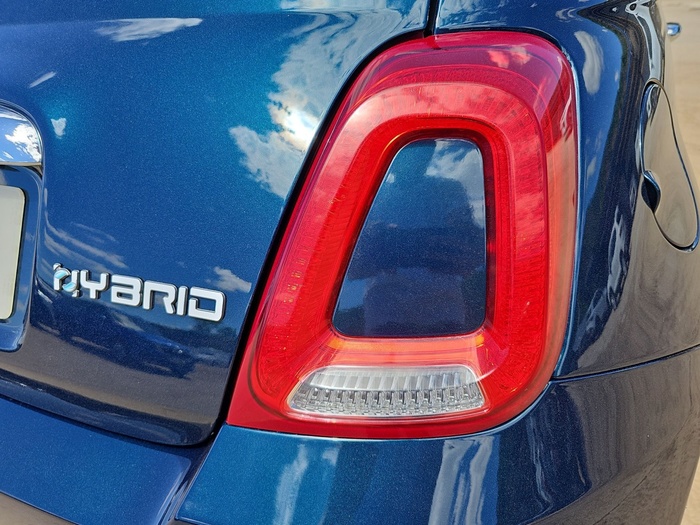 Fiat 500 1.0 Hybrid Dolcevita 51 kW (70 CV) Vehículo usado en Madrid Fiat 500 1.0 Hybrid Dolcevita 51 kW (70 CV) Vehículo usado en Madrid