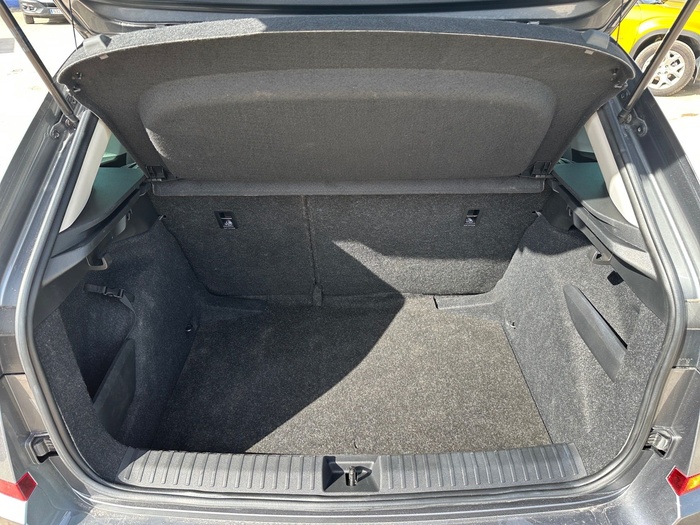 Skoda Kamiq 1.0 TSI Ambition DSG 81 kW (110 CV) Vehículo usado en Madrid Skoda Kamiq 1.0 TSI Ambition DSG 81 kW (110 CV) Vehículo usado en Madrid