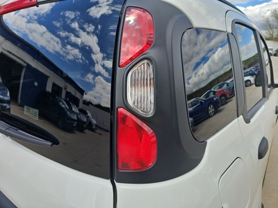 Fiat Panda 1.0 Gse City Cross 51 kW (70 CV) 17 Fiat Panda 1.0 Gse City Cross 51 kW (70 CV) 17