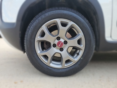 Fiat Panda 1.0 Gse City Cross 51 kW (70 CV) 13 Fiat Panda 1.0 Gse City Cross 51 kW (70 CV) 13