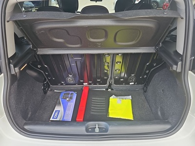 Fiat Panda 1.0 Gse City Cross 51 kW (70 CV) 6 Fiat Panda 1.0 Gse City Cross 51 kW (70 CV) 6