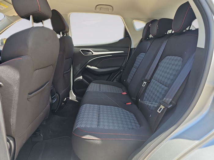 MG ZS 1.5 Comfort 78 kW (106 CV) Vehículo usado en Madrid MG ZS 1.5 Comfort 78 kW (106 CV) Vehículo usado en Madrid