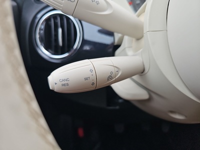 Fiat 500 1.0 Hybrid Cult 51 kW (70 CV) 18 Fiat 500 1.0 Hybrid Cult 51 kW (70 CV) 18