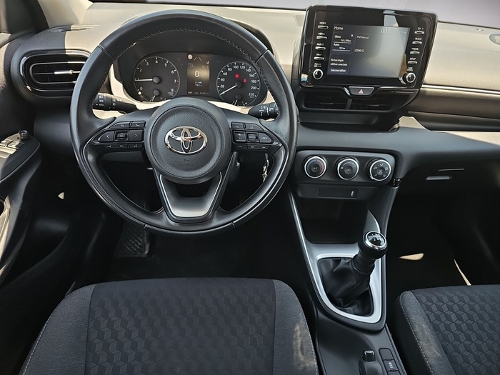 Toyota Yaris 1.0 53 kW (72 CV) Vehículo usado en Madrid Toyota Yaris 1.0 53 kW (72 CV) Vehículo usado en Madrid