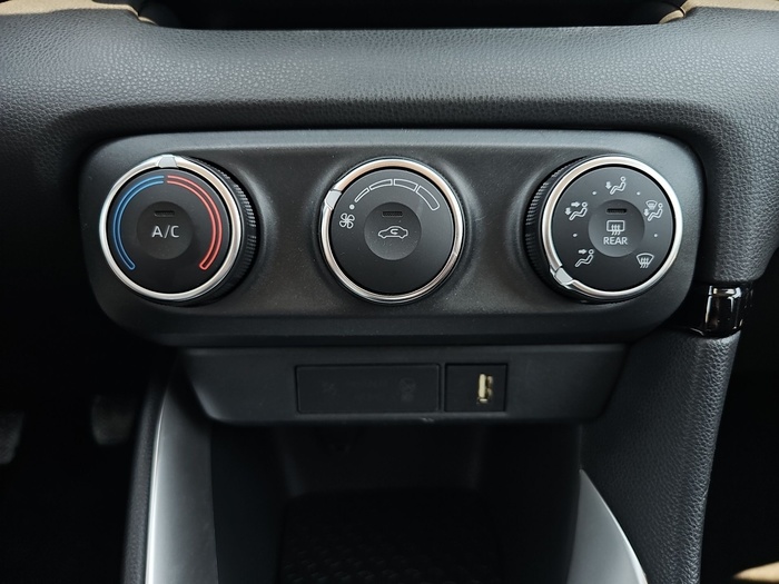 Toyota Yaris 1.0 53 kW (72 CV) Vehículo usado en Madrid Toyota Yaris 1.0 53 kW (72 CV) Vehículo usado en Madrid