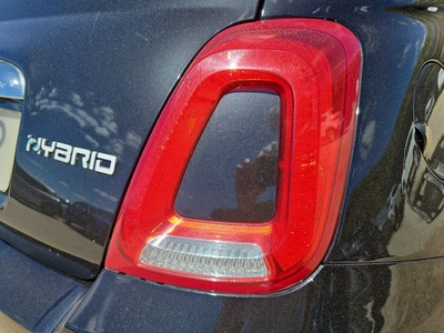 Fiat 500 1.0 Hybrid Dolcevita 51 kW (70 CV) 17 Fiat 500 1.0 Hybrid Dolcevita 51 kW (70 CV) 17