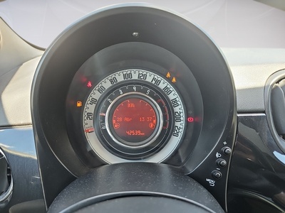 Fiat 500 1.0 Hybrid Dolcevita 51 kW (70 CV) 10 Fiat 500 1.0 Hybrid Dolcevita 51 kW (70 CV) 10