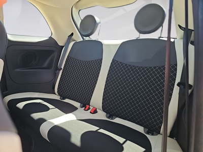 Fiat 500 1.0 Hybrid Dolcevita 51 kW (70 CV) 12 Fiat 500 1.0 Hybrid Dolcevita 51 kW (70 CV) 12