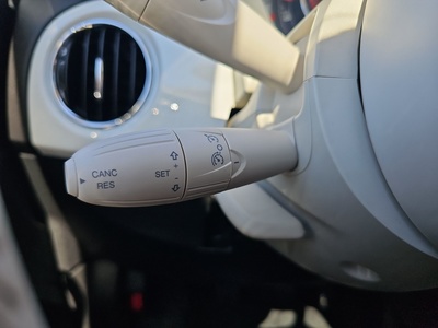 Fiat 500 1.0 Hybrid Dolcevita 51 kW (70 CV) 20 Fiat 500 1.0 Hybrid Dolcevita 51 kW (70 CV) 20