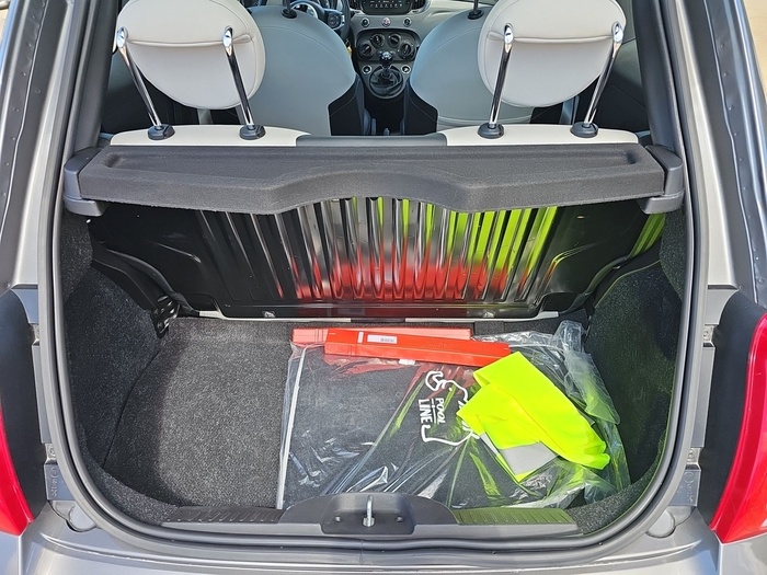 Fiat 500 1.0 Hybrid Dolcevita 51 kW (70 CV) Vehículo usado en Madrid Fiat 500 1.0 Hybrid Dolcevita 51 kW (70 CV) Vehículo usado en Madrid