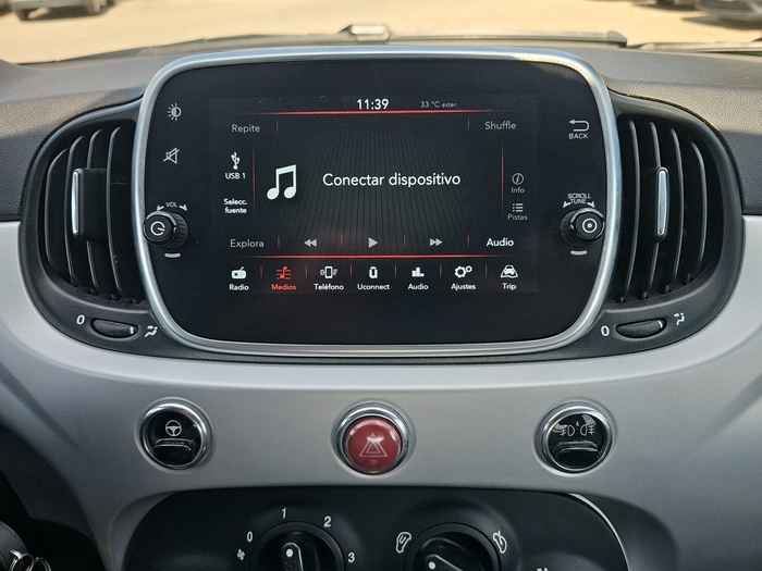 Fiat 500 1.0 Hybrid Connect 51 kW (70 CV) Vehículo usado en Madrid Fiat 500 1.0 Hybrid Connect 51 kW (70 CV) Vehículo usado en Madrid