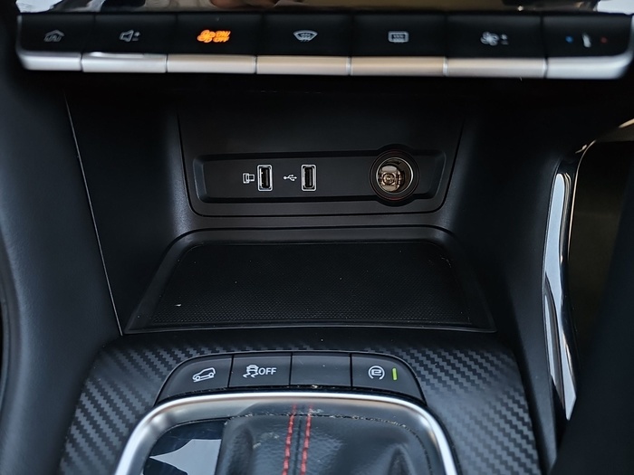 MG ZS 1.0T Comfort Auto 82 kW (111 CV) Vehículo usado en Madrid MG ZS 1.0T Comfort Auto 82 kW (111 CV) Vehículo usado en Madrid