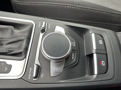 Audi Q2 S line 35 TFSI 110 kW (150 CV) S tronic 20 Audi Q2 S line 35 TFSI 110 kW (150 CV) S tronic 20