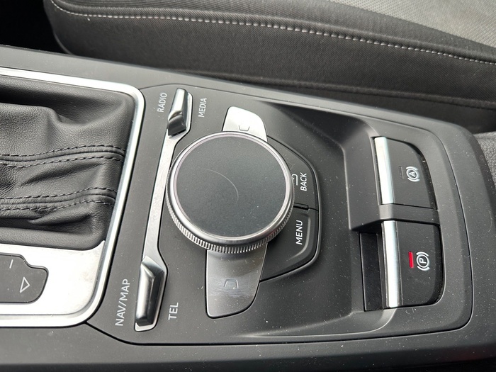 Audi Q2 S line 35 TFSI 110 kW (150 CV) S tronic Vehículo usado en Madrid Audi Q2 S line 35 TFSI 110 kW (150 CV) S tronic Vehículo usado en Madrid