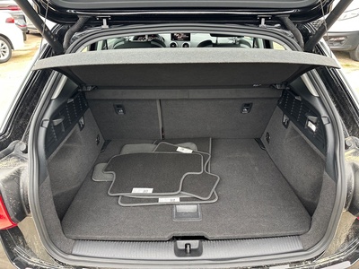 Audi Q2 S line 35 TFSI 110 kW (150 CV) S tronic 6 Audi Q2 S line 35 TFSI 110 kW (150 CV) S tronic 6